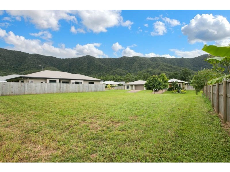 15 Ainscow Drive, Bentley Park QLD 4869