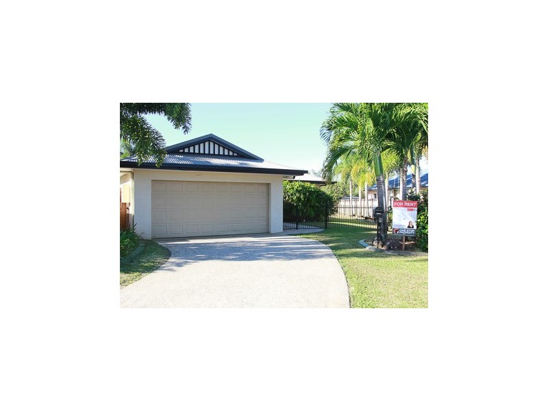 22 Lucy Close, Kanimbla QLD 4870