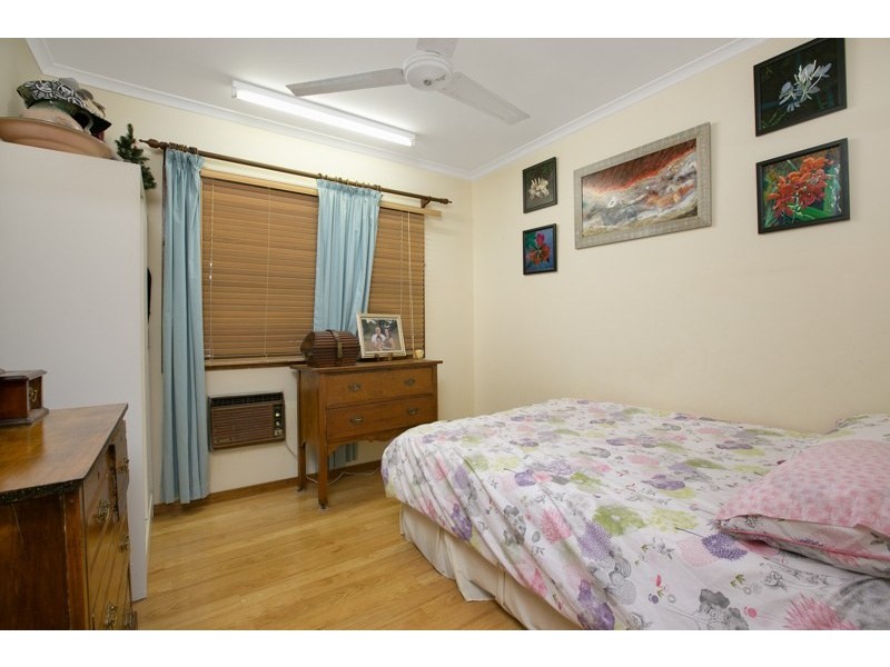 35 Sunflower Drive, Mooroobool QLD 4870
