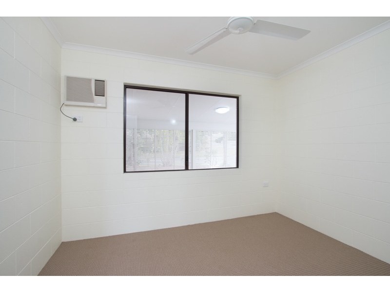 49 Beatrice Street, Mooroobool QLD 4870