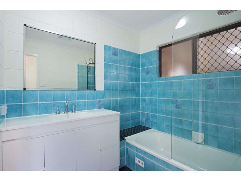 49 Beatrice Street, Mooroobool QLD 4870