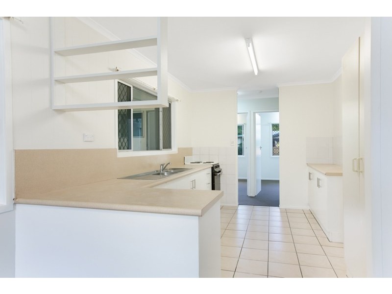 92 Birch Street, Manunda QLD 4870