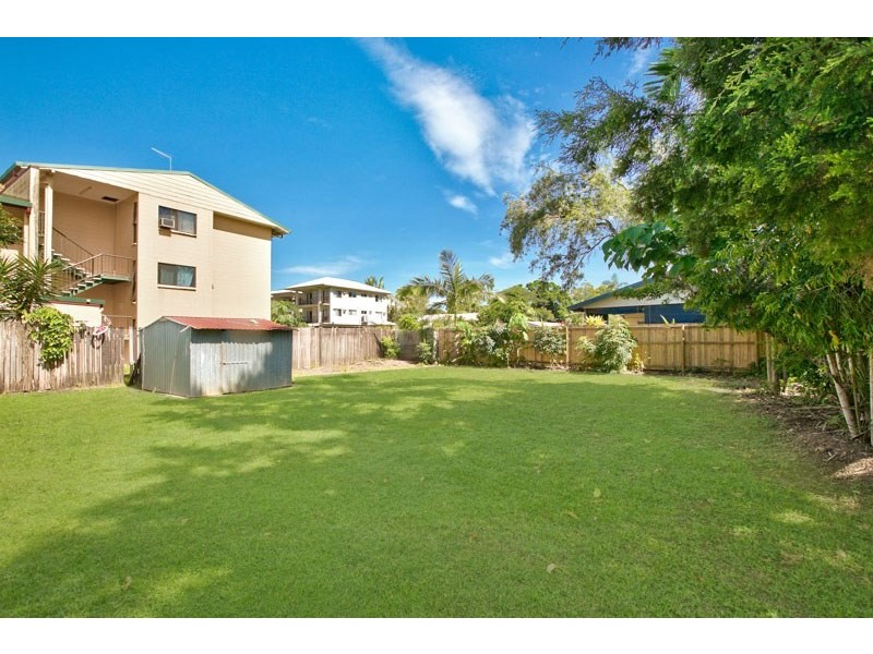 92 Birch Street, Manunda QLD 4870