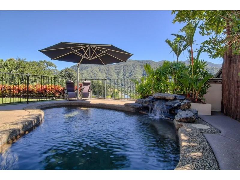 65 Fairley Street, Redlynch QLD 4870