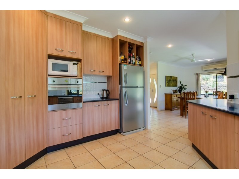 65 Fairley Street, Redlynch QLD 4870