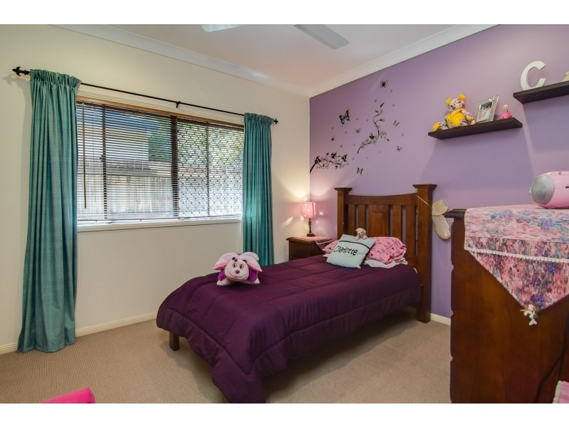 65 Fairley Street, Redlynch QLD 4870