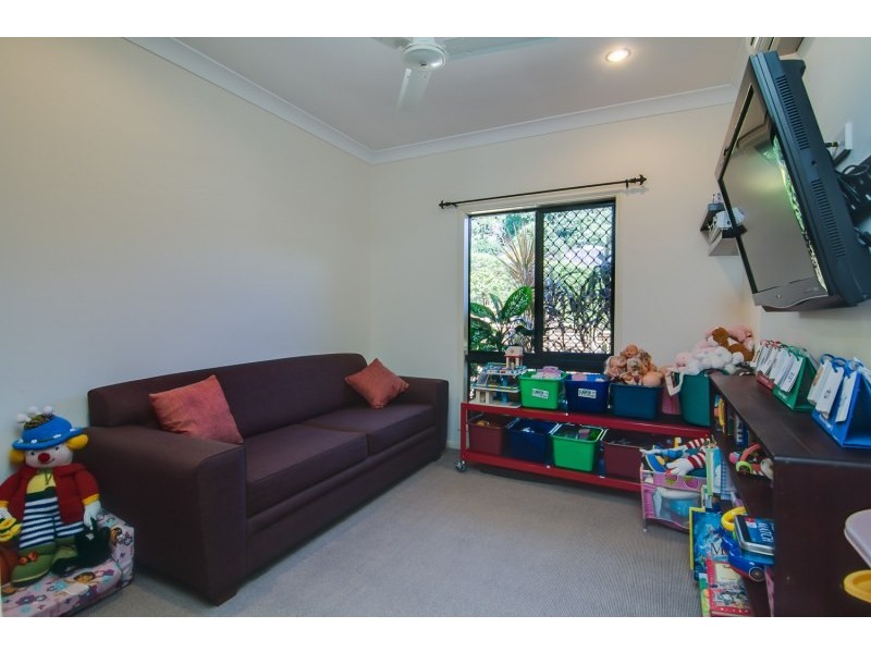 65 Fairley Street, Redlynch QLD 4870