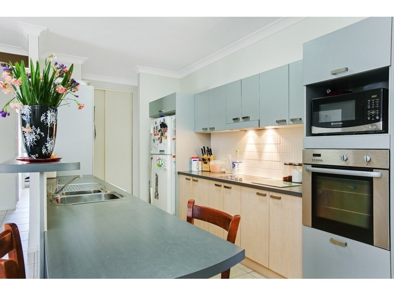 3 Cheyne Close, Bentley Park QLD 4869