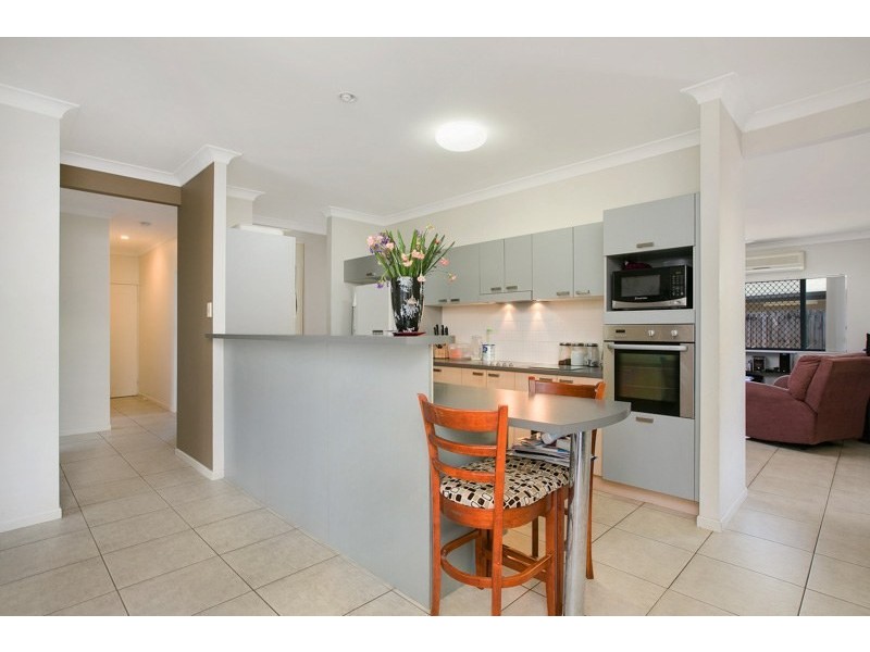 3 Cheyne Close, Bentley Park QLD 4869