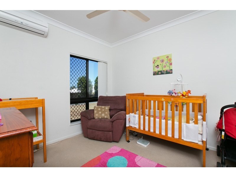 3 Cheyne Close, Bentley Park QLD 4869