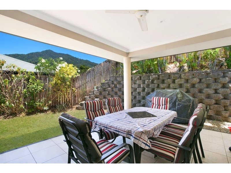 3 Cheyne Close, Bentley Park QLD 4869