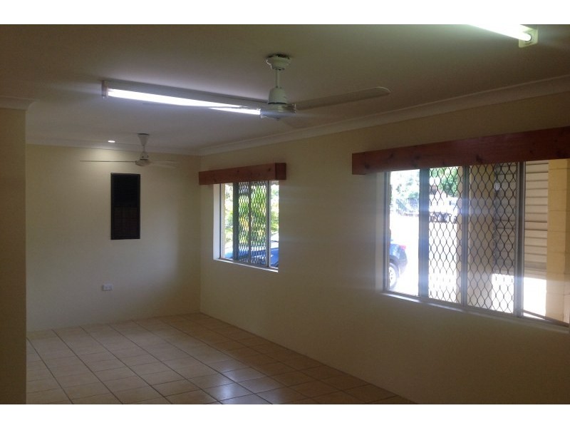 15 Agate Street, Bayview Heights QLD 4868