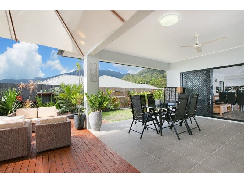 50 Ainscow Drive, Bentley Park QLD 4869