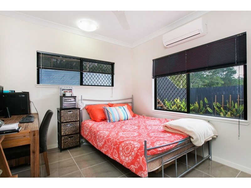 50 Ainscow Drive, Bentley Park QLD 4869