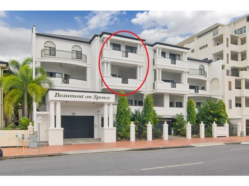 8/77 Spence Street, Cairns City QLD 4870
