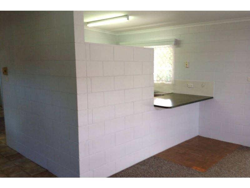 12 Dahlia Close, Mooroobool QLD 4870