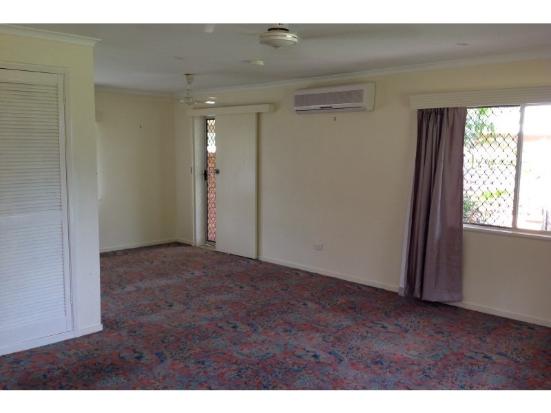 40 Karwin Street, Bayview Heights QLD 4868