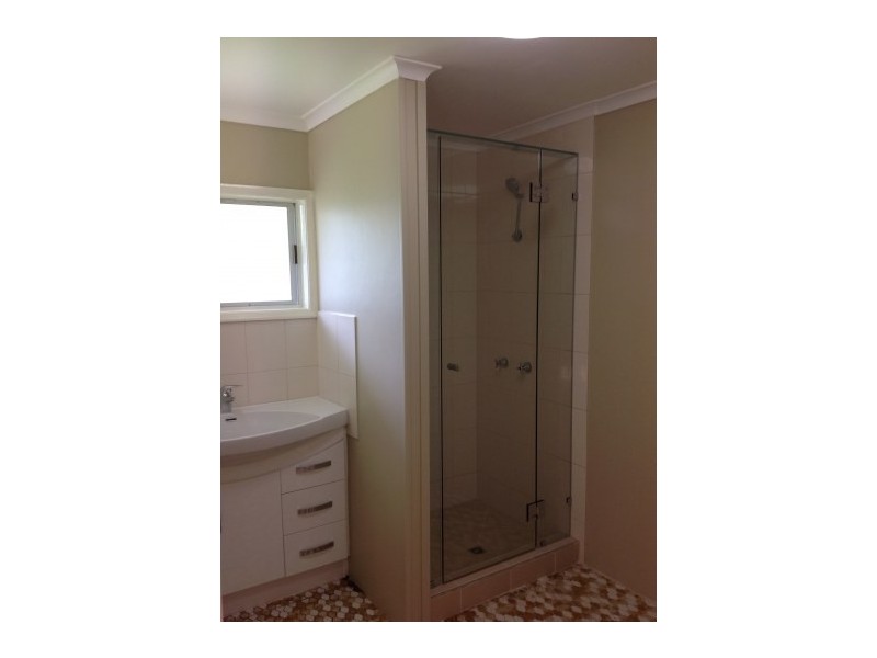 40 Karwin Street, Bayview Heights QLD 4868