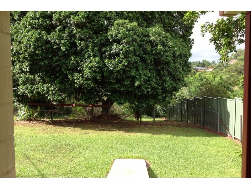 40 Karwin Street, Bayview Heights QLD 4868