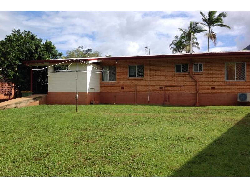 40 Karwin Street, Bayview Heights QLD 4868