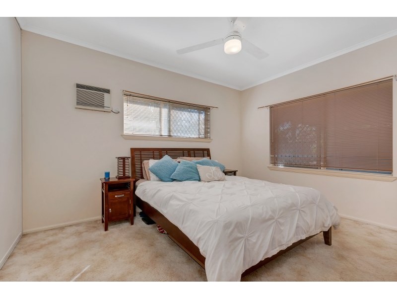28 Sawpit Street, Mount Sheridan QLD 4868