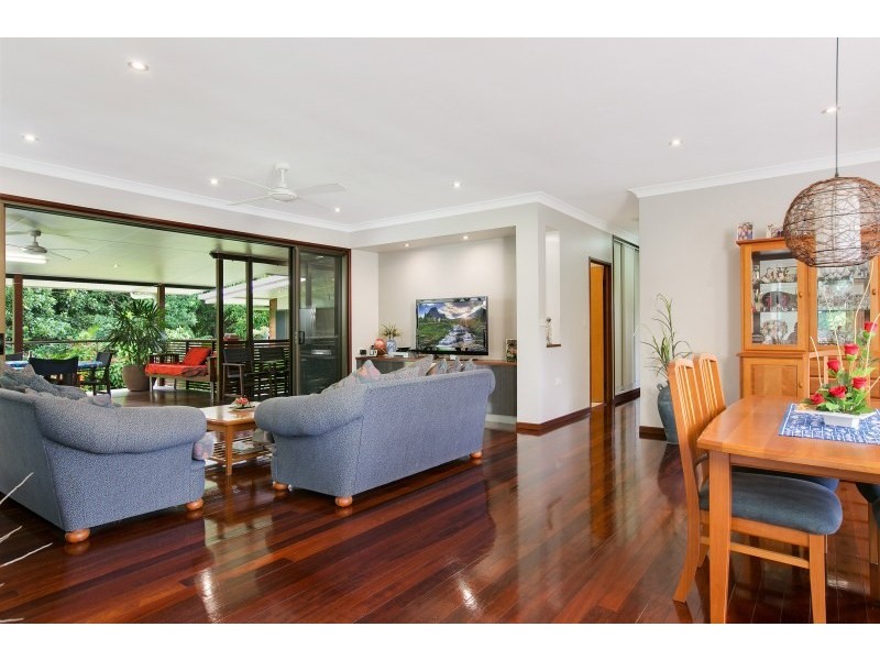 24 Augustus Street, Mooroobool QLD 4870
