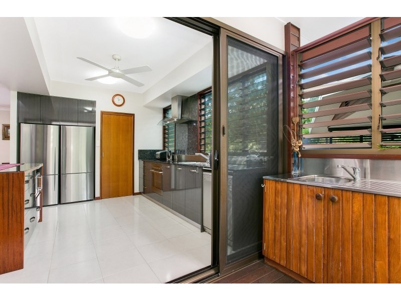 24 Augustus Street, Mooroobool QLD 4870