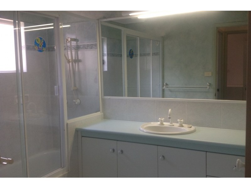 169 McFarlane Drive, Kanimbla QLD 4870