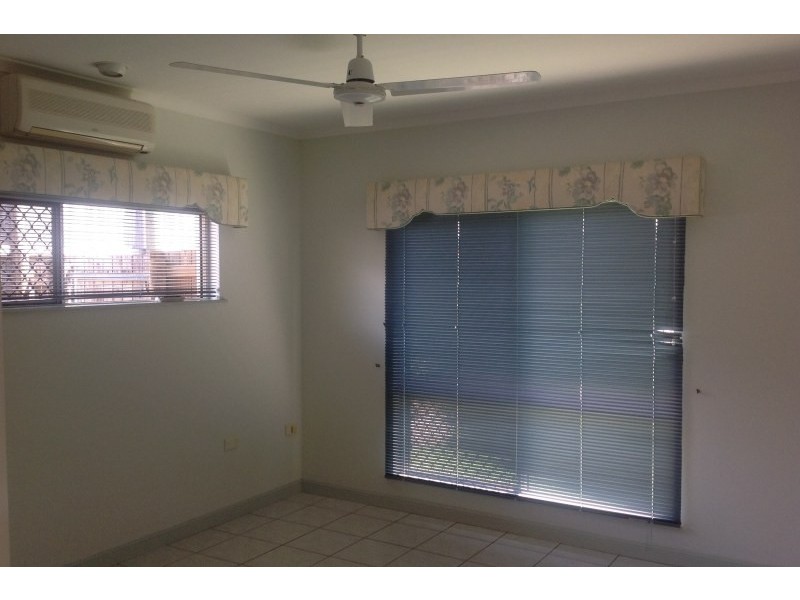 169 McFarlane Drive, Kanimbla QLD 4870