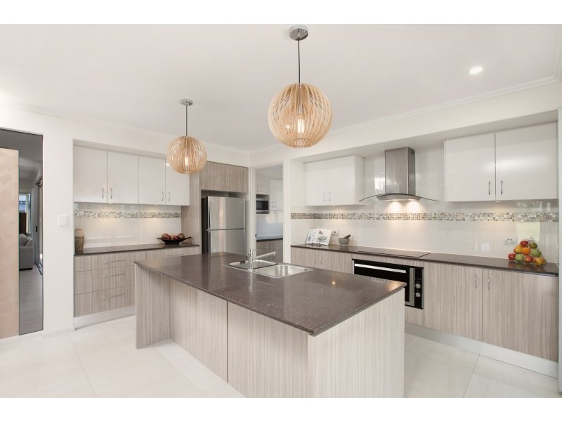 19 Woodlock Drive, Edmonton QLD 4869