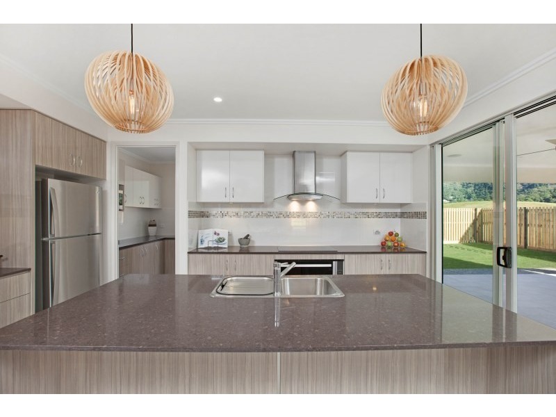 19 Woodlock Drive, Edmonton QLD 4869