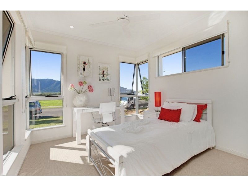 19 Woodlock Drive, Edmonton QLD 4869