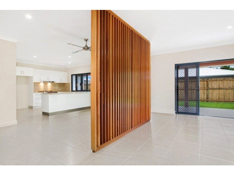 43 Ainscow Drive, Bentley Park QLD 4869