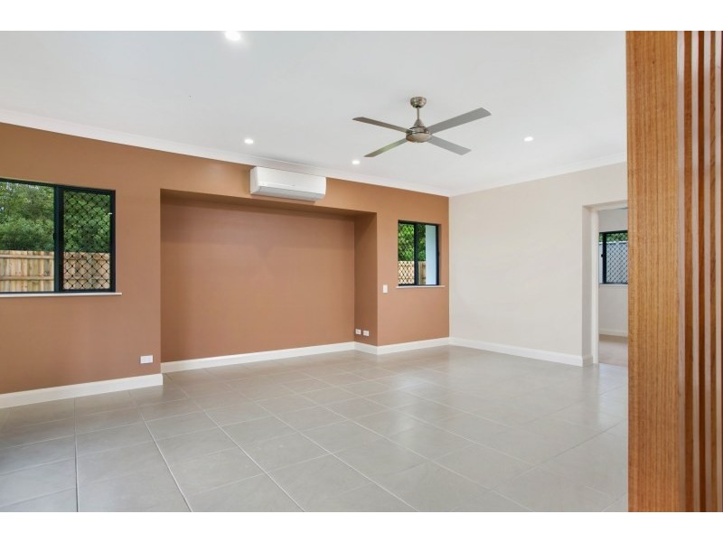 43 Ainscow Drive, Bentley Park QLD 4869