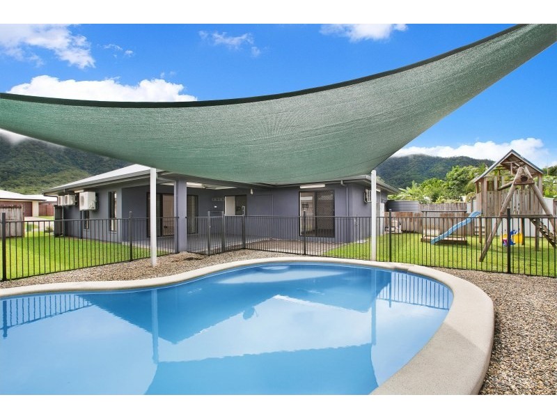 10 Tati Close, Bentley Park QLD 4869