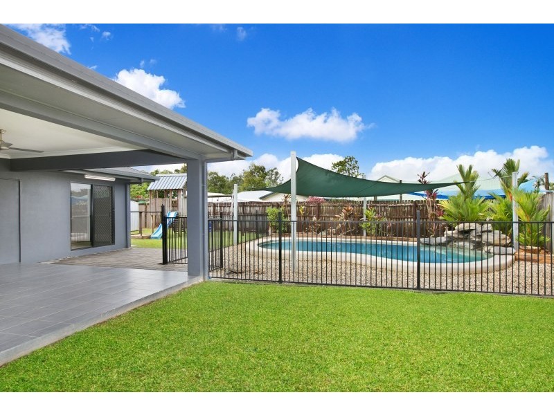10 Tati Close, Bentley Park QLD 4869