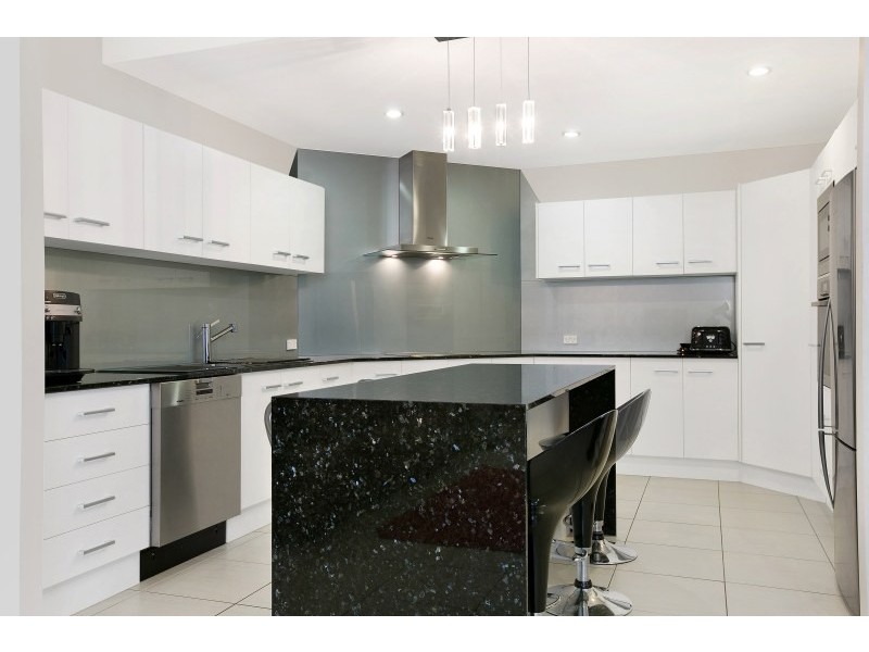 106 Fitzmaurice Drive, Bentley Park QLD 4869