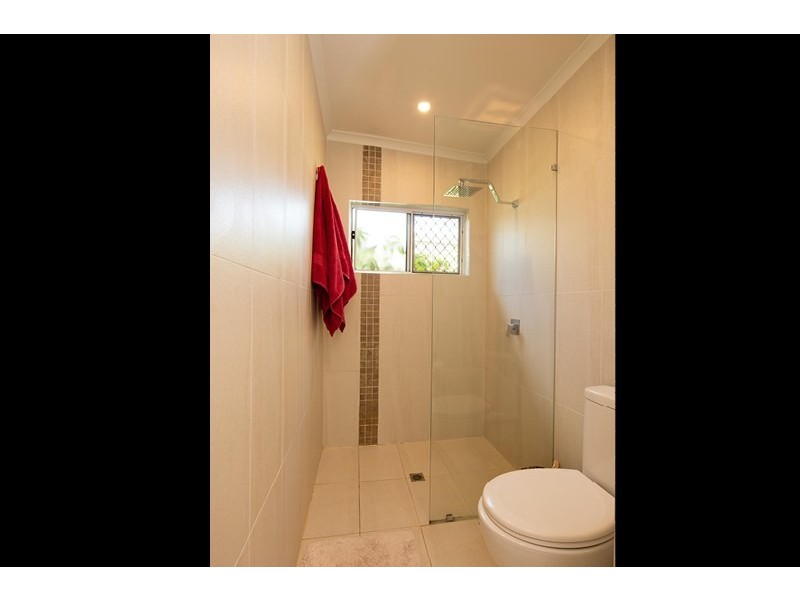 5 Kirraly Close, Mooroobool QLD 4870