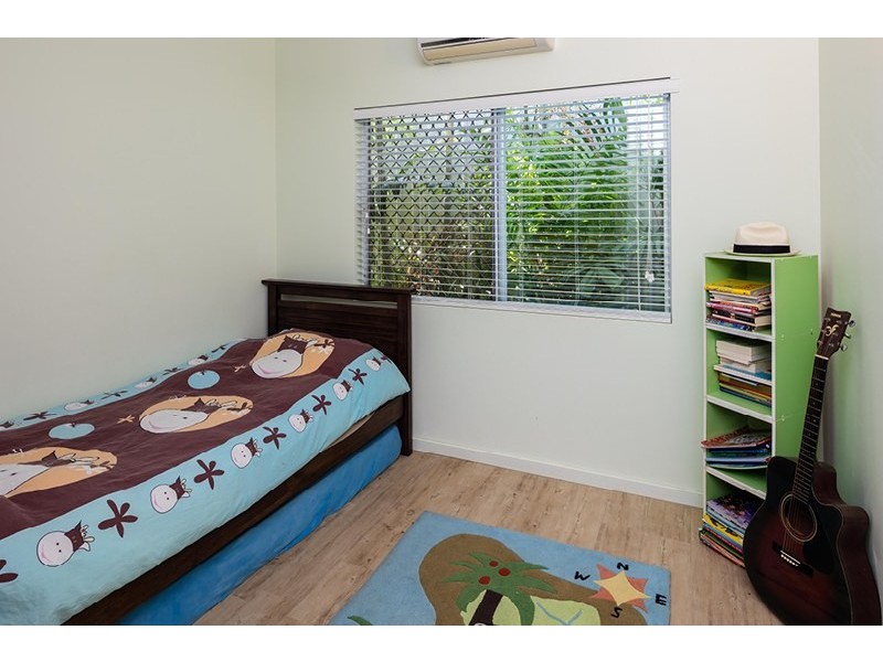 5 Kirraly Close, Mooroobool QLD 4870