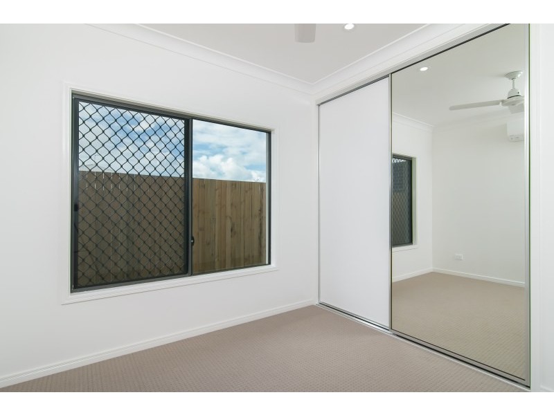 52 Disney Street, White Rock QLD 4868