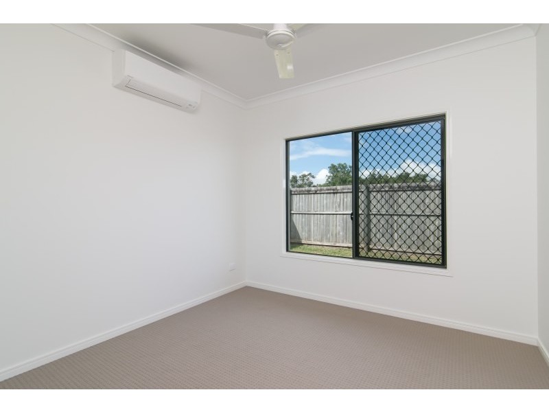 52 Disney Street, White Rock QLD 4868