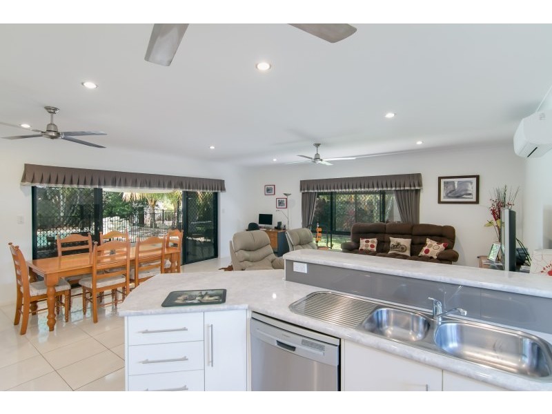 26 Pollock Close, Bentley Park QLD 4869
