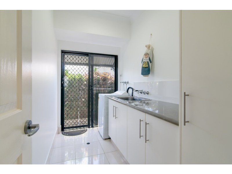26 Pollock Close, Bentley Park QLD 4869