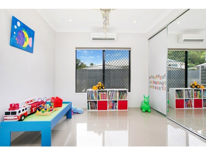 44 Ainscow Drive, Bentley Park QLD 4869