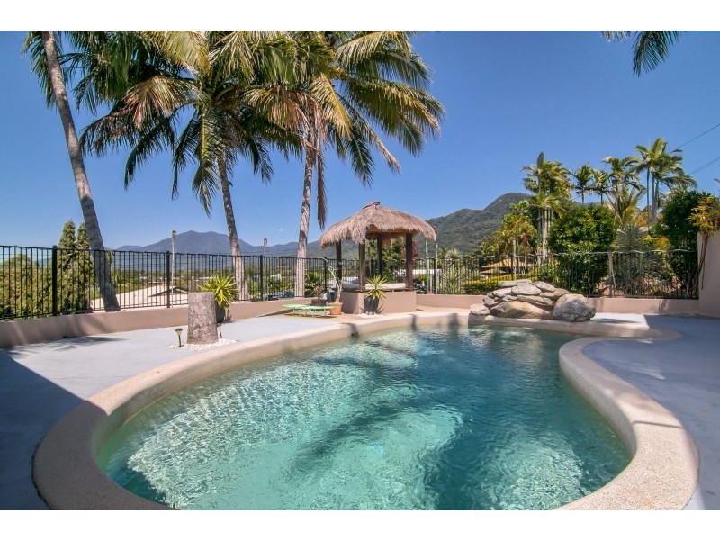 16 Lowanna Close, White Rock QLD 4868