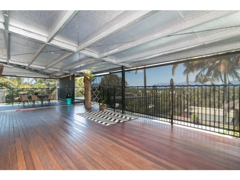 16 Lowanna Close, White Rock QLD 4868