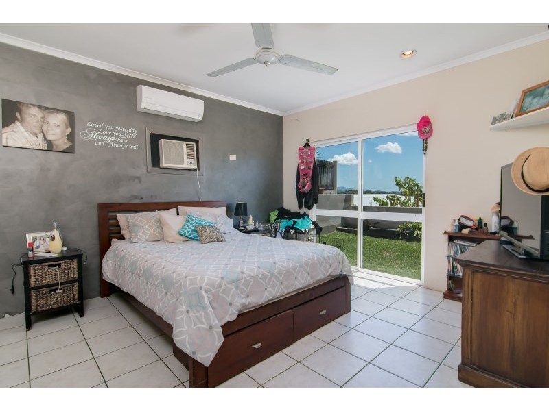 16 Lowanna Close, White Rock QLD 4868