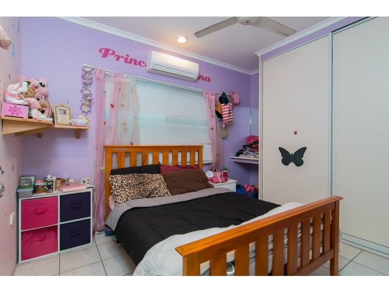 16 Lowanna Close, White Rock QLD 4868