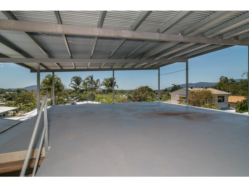 16 Lowanna Close, White Rock QLD 4868