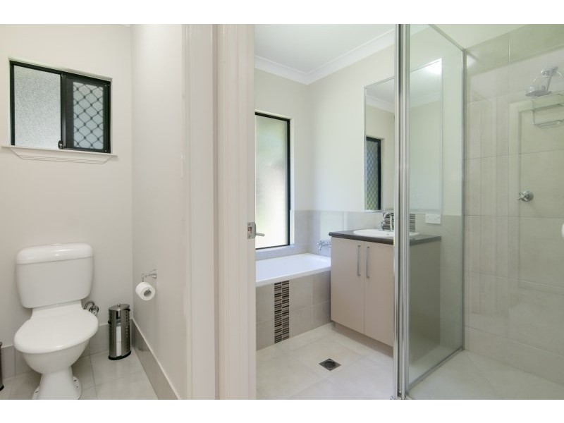 112 Roberts Drive, Trinity Beach QLD 4879